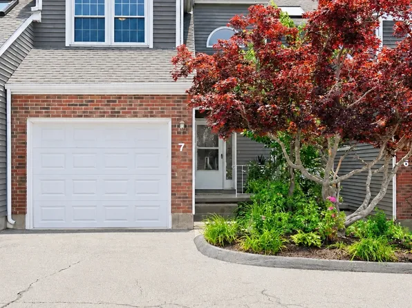 1325 Farmington Avenue #7, Bristol, CT 06010