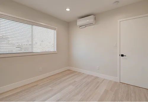 2212 Mathews Ave #G Photo 1