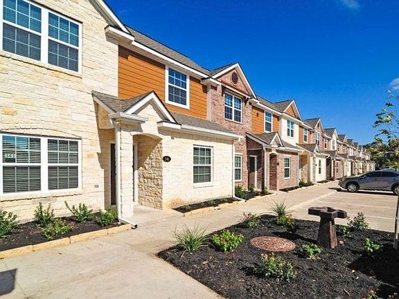3rd image of 301 Southwest Pkwy #307