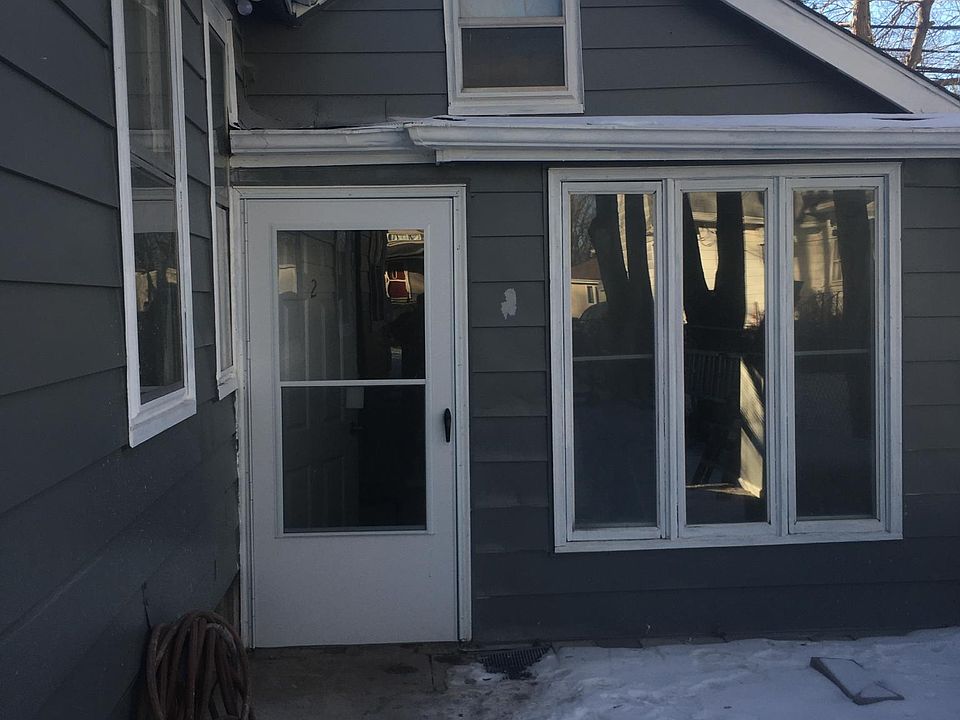1st image of 2454 2nd St #2