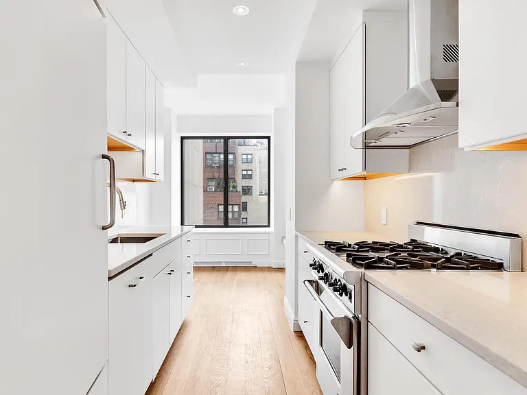 45 E 80th St #14A — Photo 6