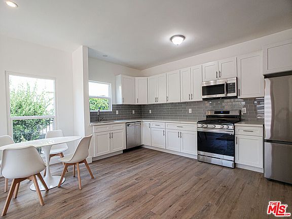 2nd image of 2957 Francis Ave #2957