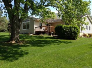 590 Adrian St, Manchester, MI 48158