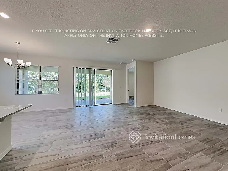 1523 Lyonsdale Ln — Photo 3