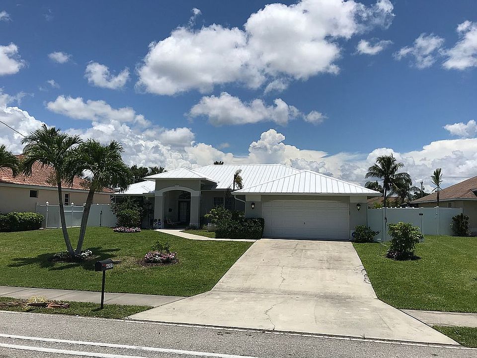 2nd image of 4207 Pelican Blvd