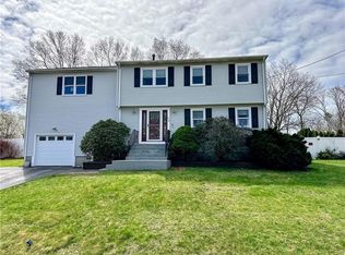26 Monroe Dr, Coventry, RI 02816