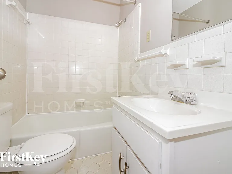2693 Satellite St — Photo 13
