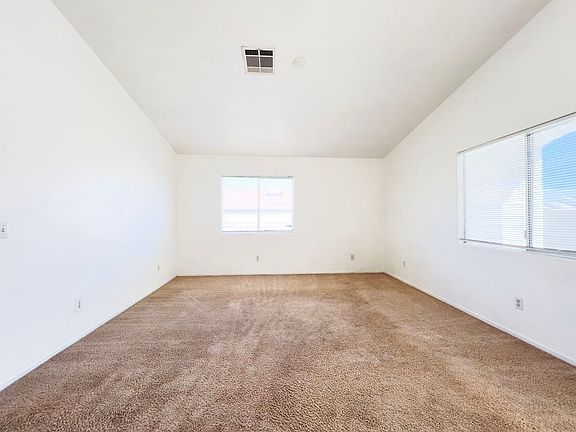 2nd image of 604 Stonehurst Dr