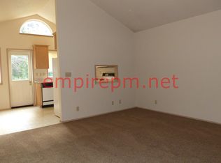 1401 Oak Patch Rd, Eugene, OR 97402