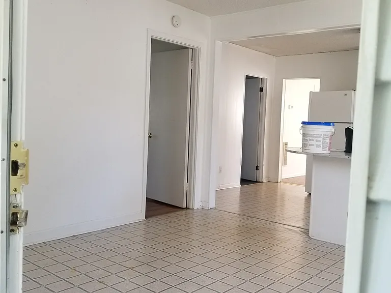 211 Branham St — Photo 5