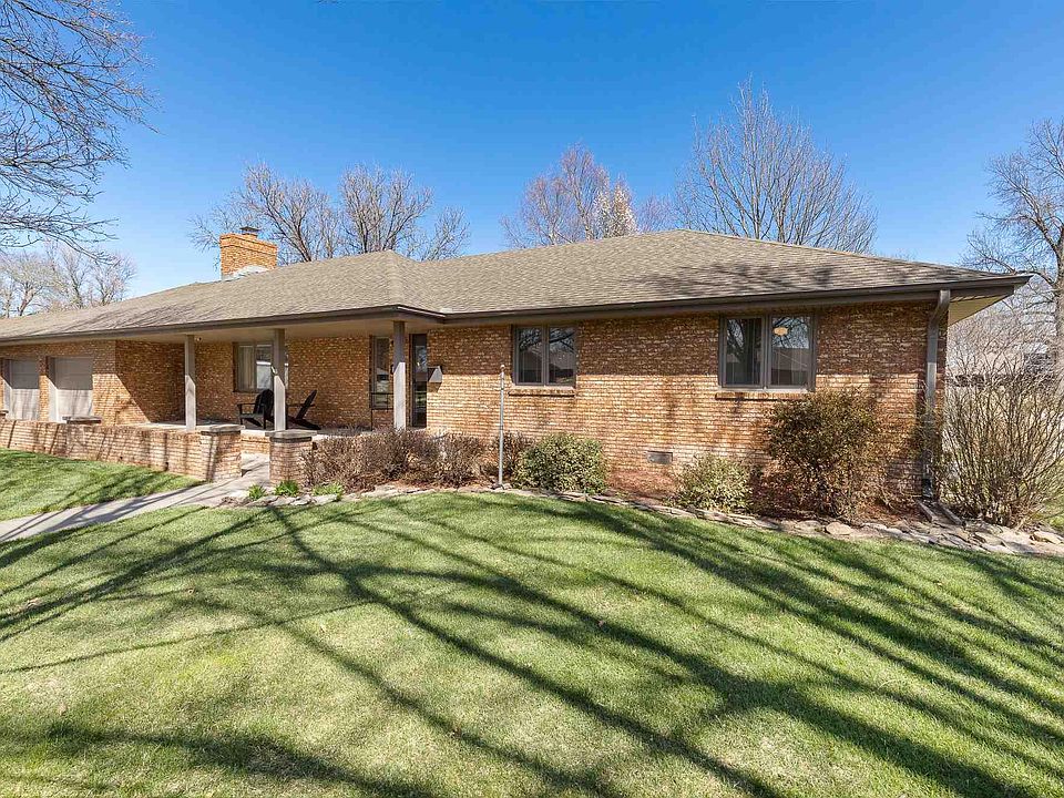 1st image of 2408 Kipling Pl