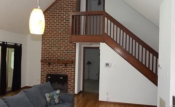 3rd image of 9406 Sir Barry Dr