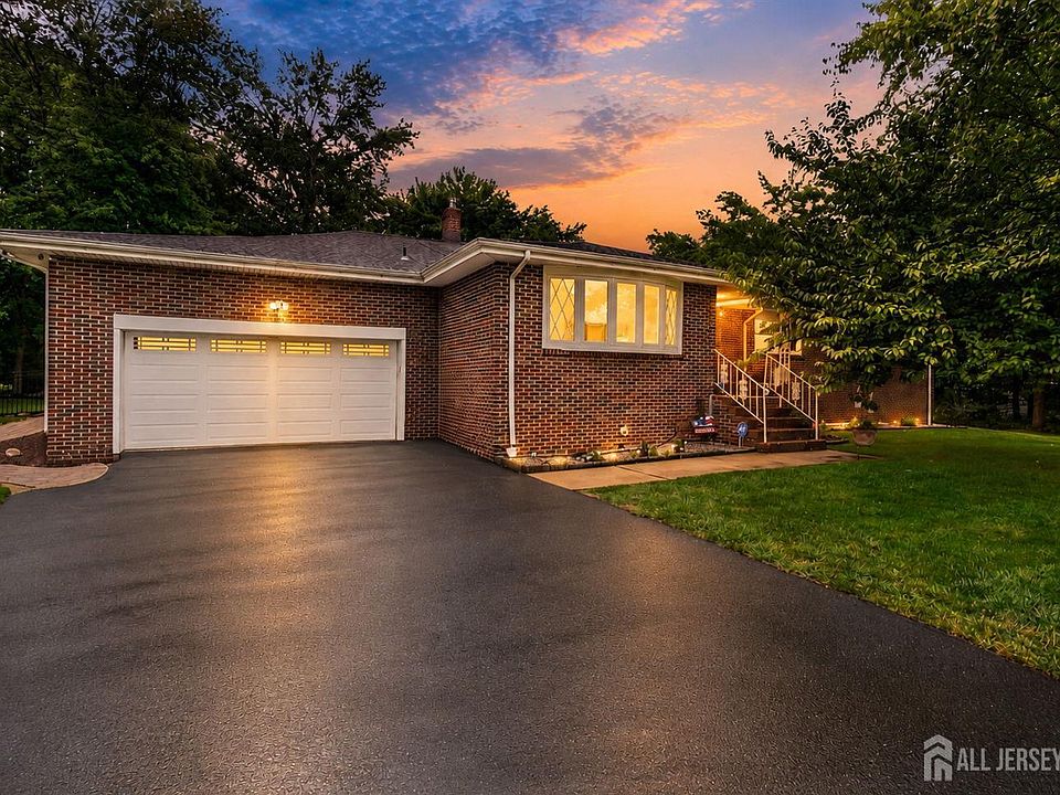1st image of 38 Van Ethel Dr