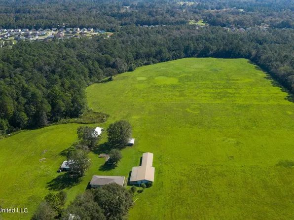 13184 Holliman Rd, Gulfport, MS 39503