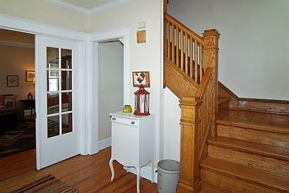 2nd image of 9027 Sheridan Ave