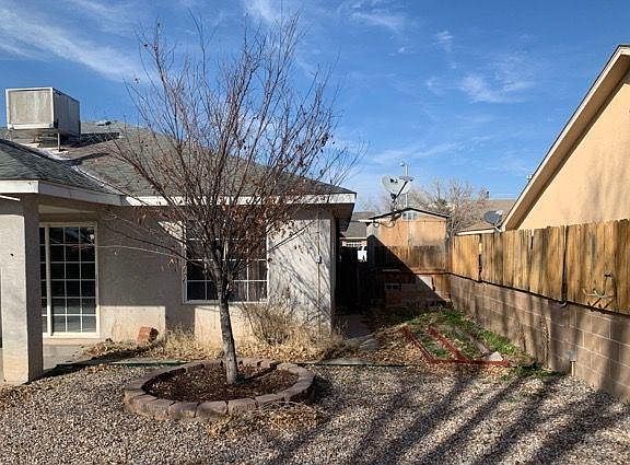 3rd image of 2231 Lonestar St SW