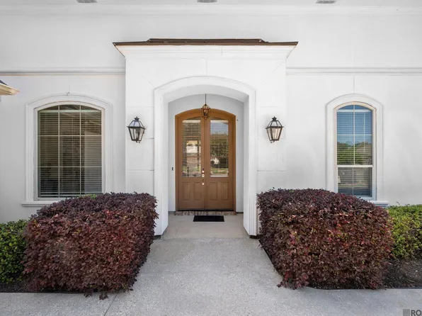 8940 Glenfield Dr, Baton Rouge, LA 70809