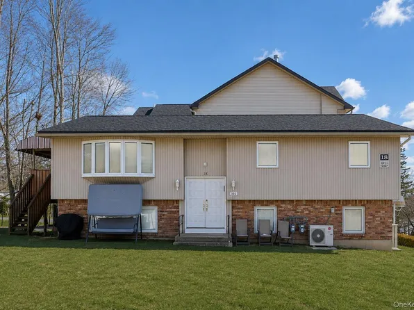 18 Wilsher Drive, Monsey, NY 10952