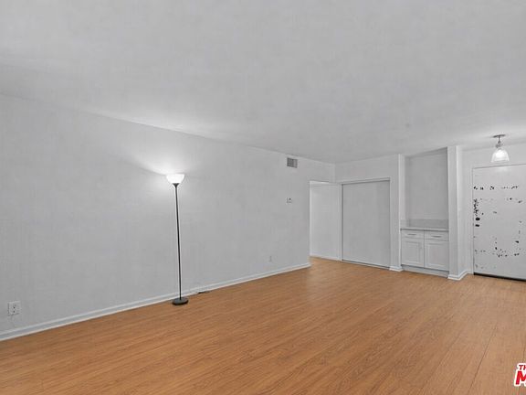 5th image of 1735 N Fuller Ave APT 119
