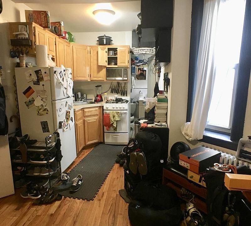 2nd image of 304 E 83rd St APT 5C