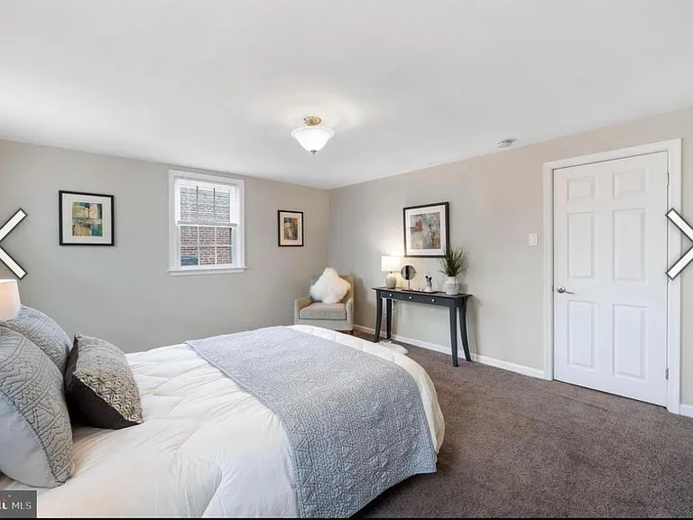 836 Conestoga Rd — Photo 16
