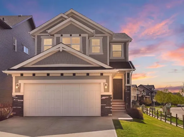 4 NW Heritage Ter, Cochrane, AB T4C 0Y3