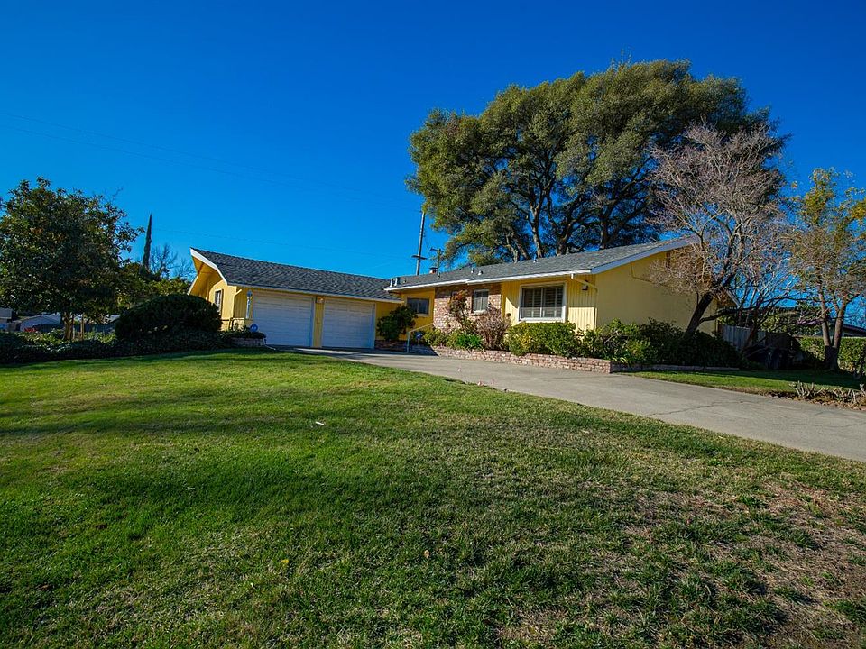 2nd image of 6510 Oakcreek Way