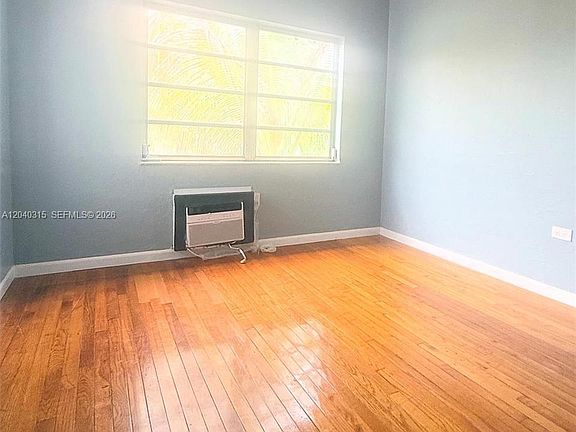 4th image of 1730 Marseille Dr