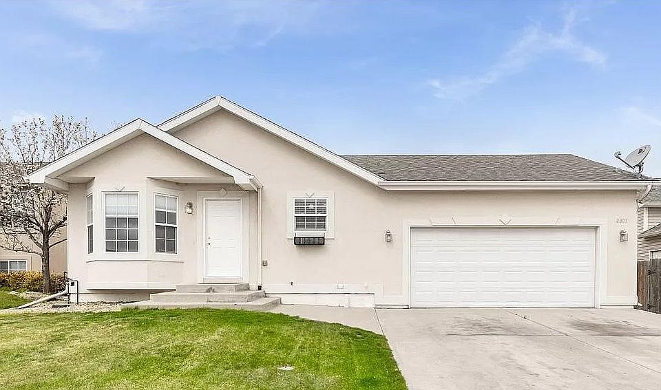 1st image of 2805 40th Avenue Ct
