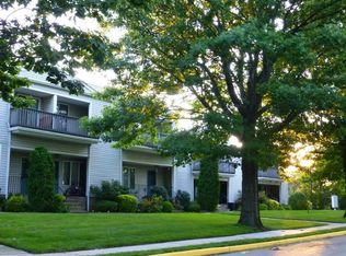 35 Willow Wood Sq #35, East Rutherford, NJ 07073