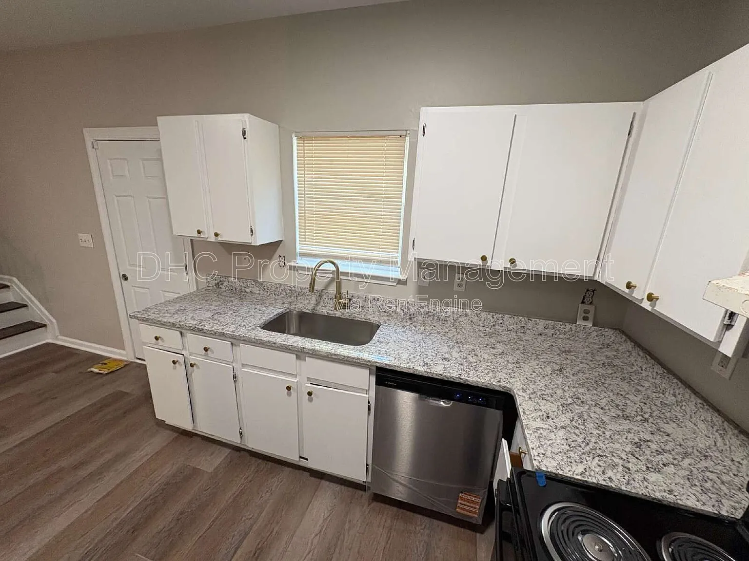 4 bed, 3.0 bath, $1,995 — Photo 2