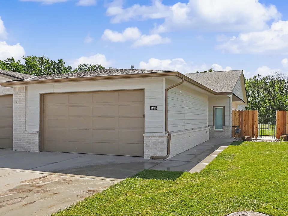 1218 SE 10th Street Ter