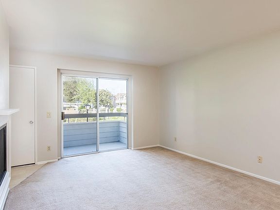 5th image of 26955 Rainbow Glen Dr Unit 745