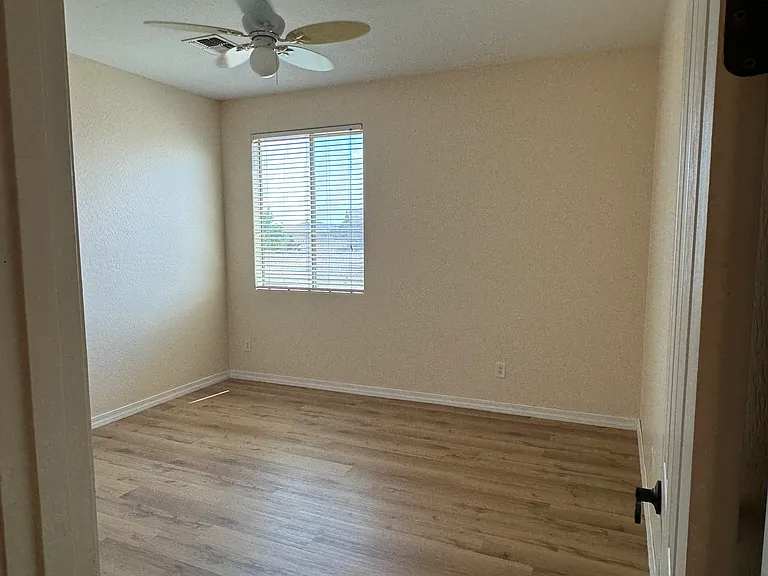 4524 W Rushmore Dr — Photo 23