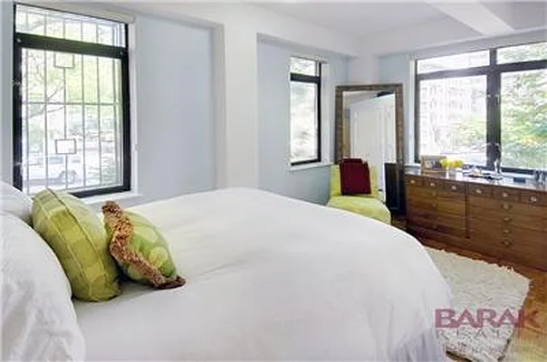 Rented by Barak Realty | media 27