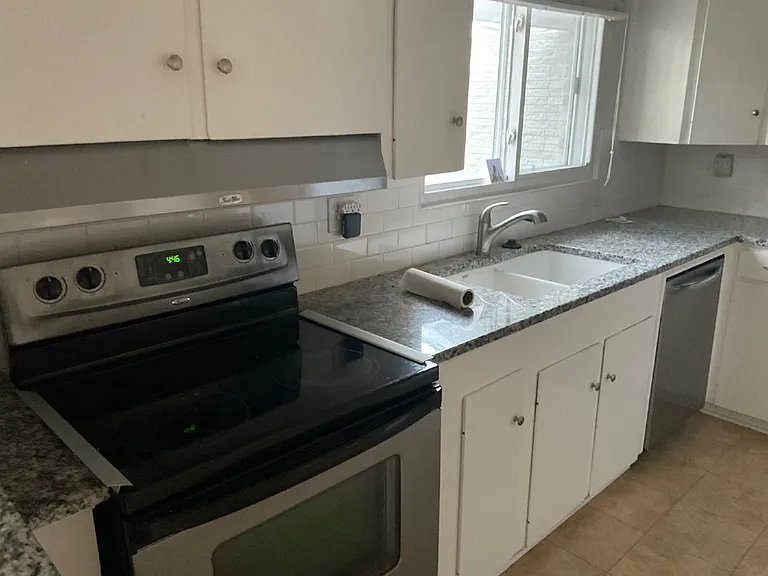 515 Cave Ln — Photo 11