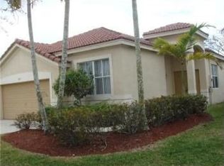 607 Bald Cypress Rd, Fort Lauderdale, FL 33327