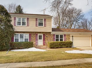 4004 Williams St, Downers Grove, IL 60515