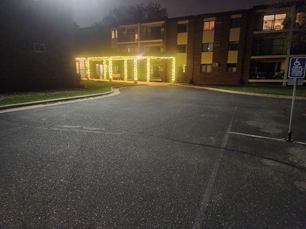 4 Pine Tree Dr APT 214