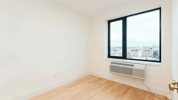 Rented by Spot It Realty LLC | media 33