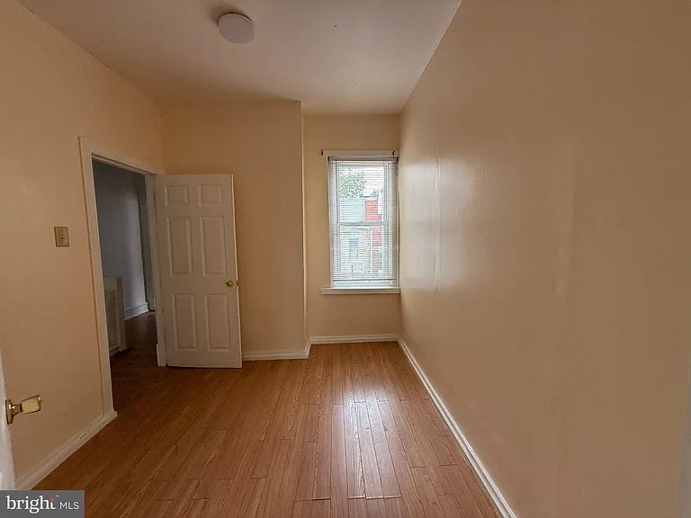 4216 Wyalusing Ave — Photo 3