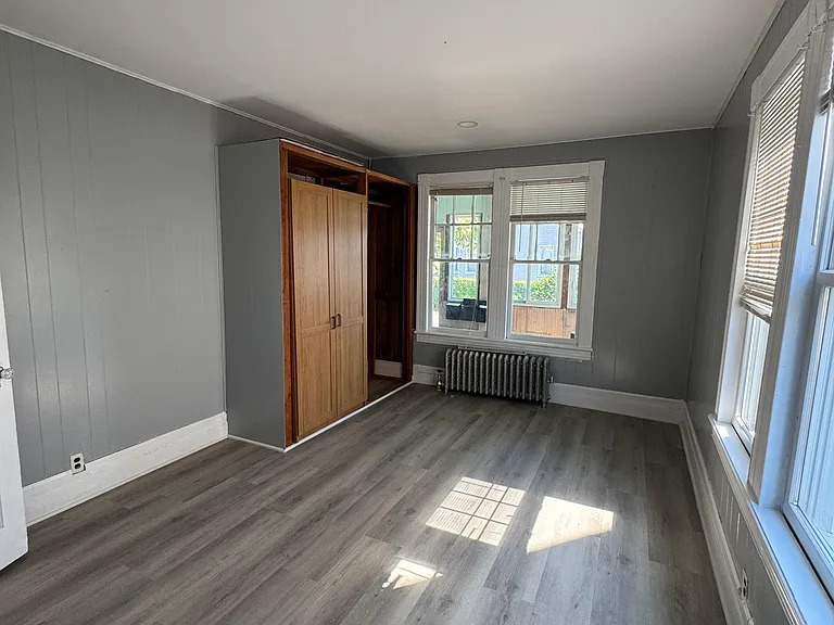 11 Betts Pl — Photo 16
