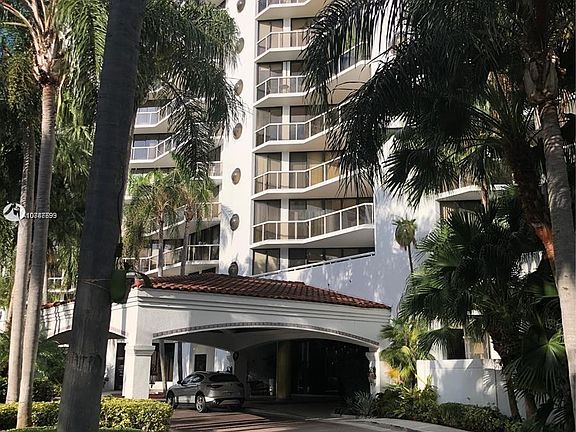 2nd image of 3610 E Yacht Club Dr #512