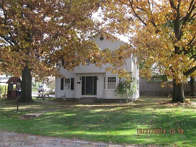 865 Saint Clair Ave photo 1