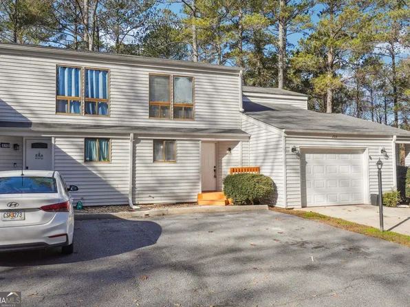 203 Oak Ridge Dr, Villa Rica, GA 30180