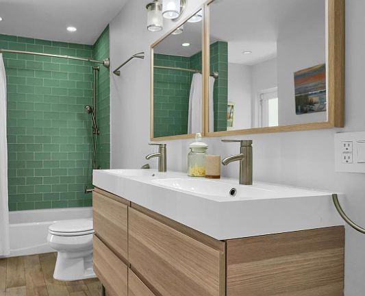 5th image of 5721 SW 59th Ct S