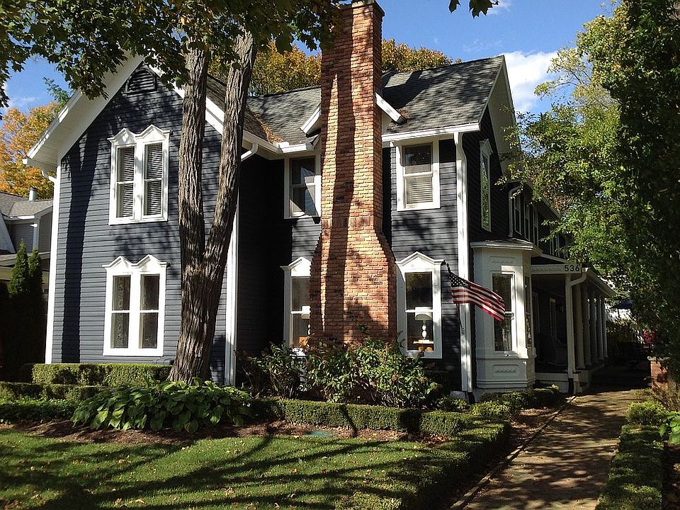 536 W Main St Northville MI
