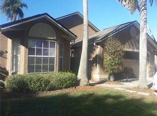 840 Stonechapel Ct, Apopka, FL 32712