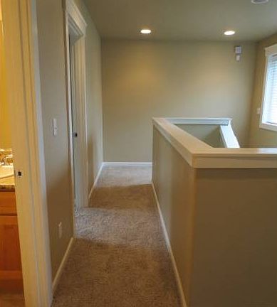 5th image of 229 174th St S