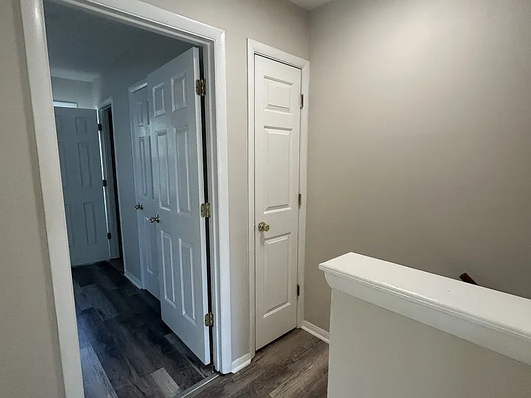 7 Anderson Ave #D — Photo 11